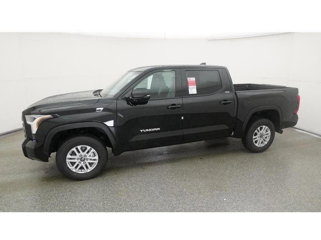 New 2026 Toyota Tundra SR5 SR5 CREWMAX 5.5