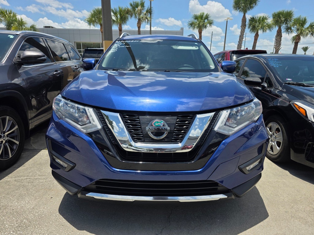 Used 2017 Nissan Rogue SV SUV