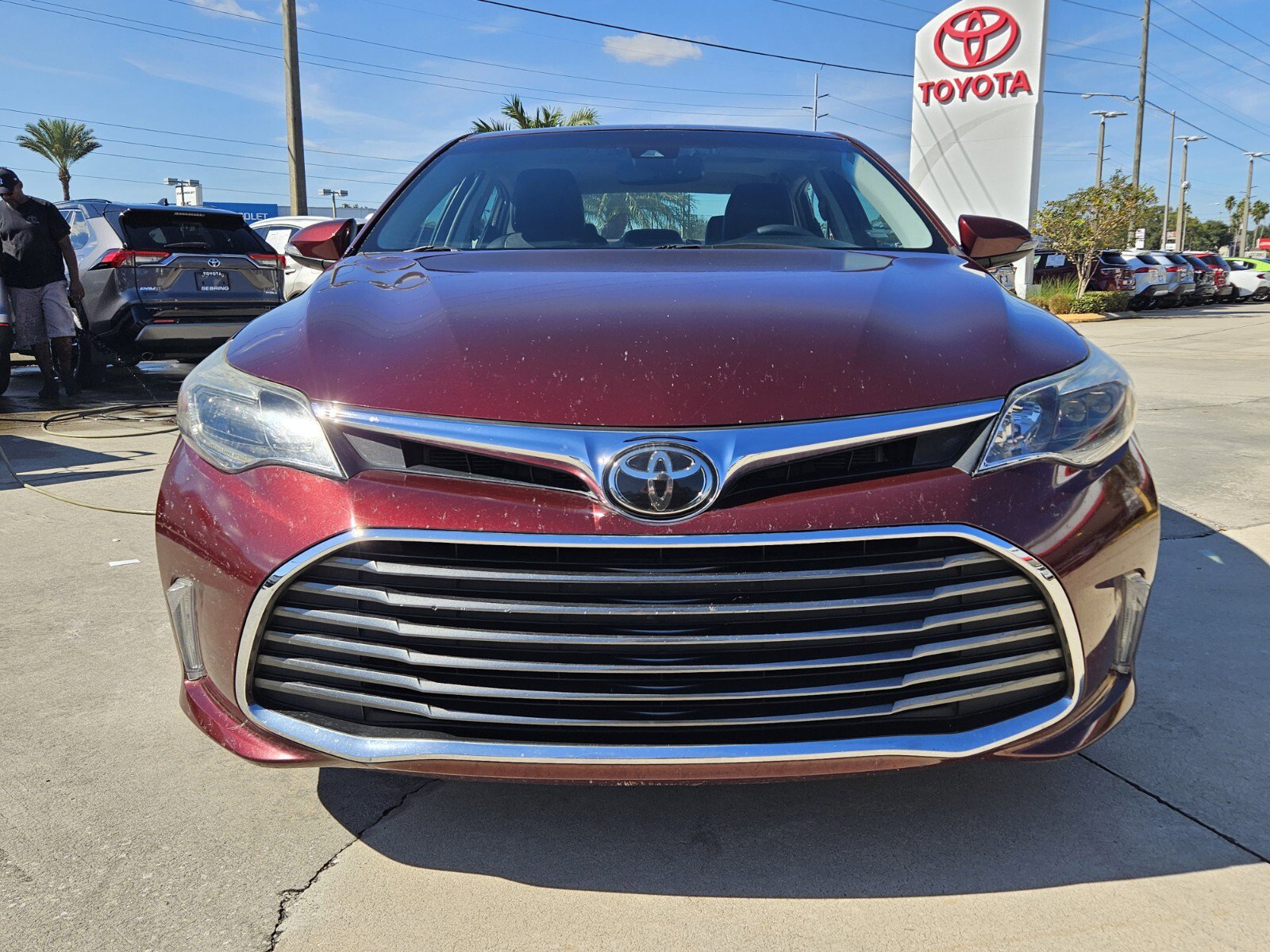 2016 Toyota Avalon Limited photo 2