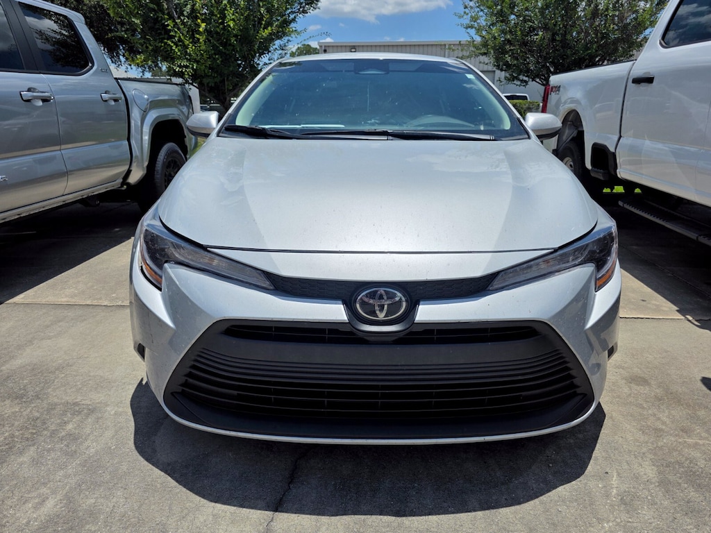Used 2025 Toyota Corolla LE Sedan