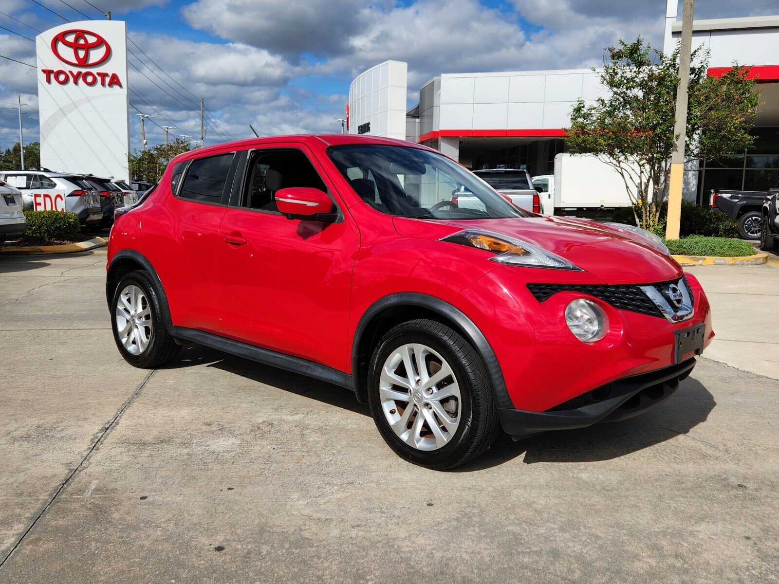 2015 Nissan JUKE SV