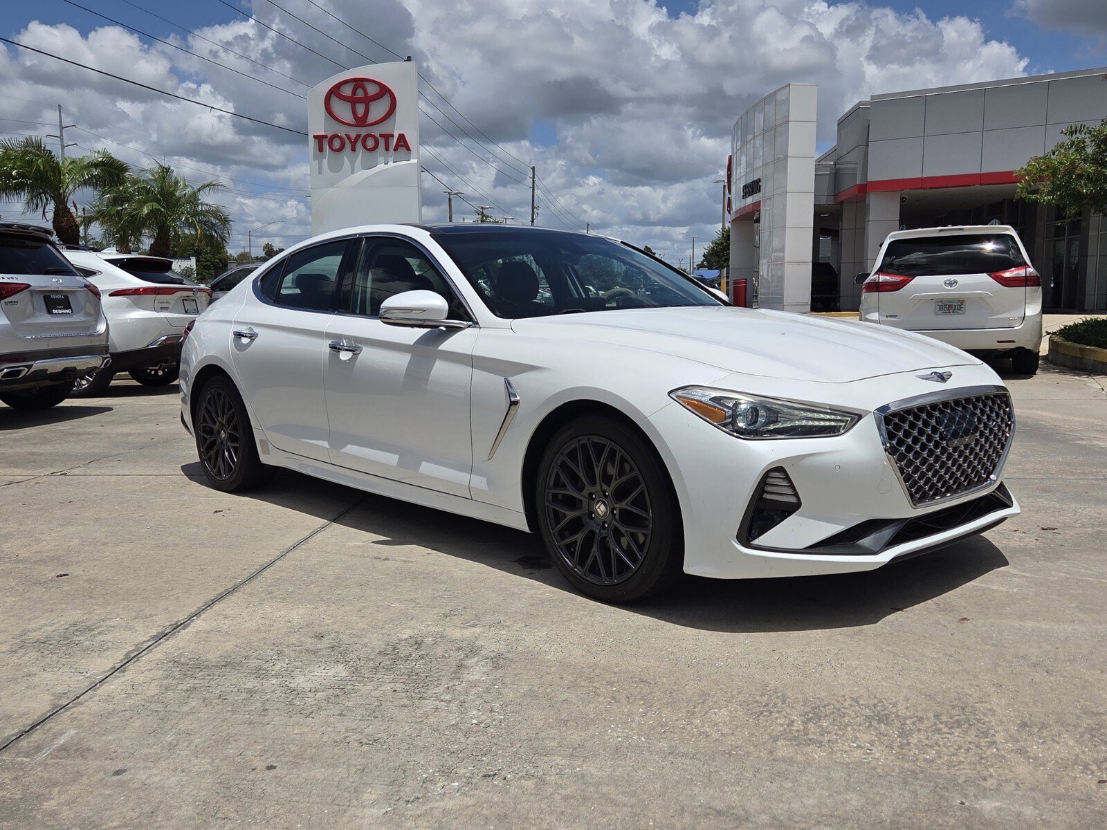 2020 Genesis G70 2.0T Standard AWD's photo