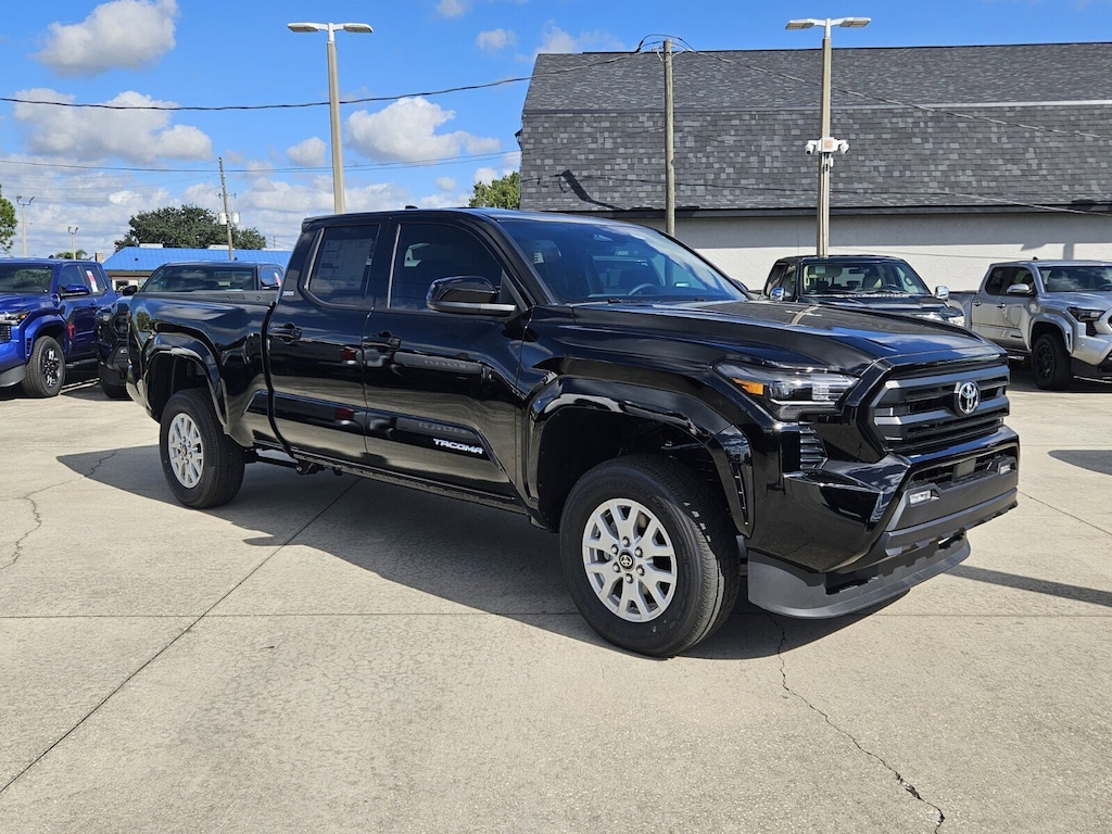 New 2025 Toyota Tacoma SR5 4X2 DBL CAB LONG BED