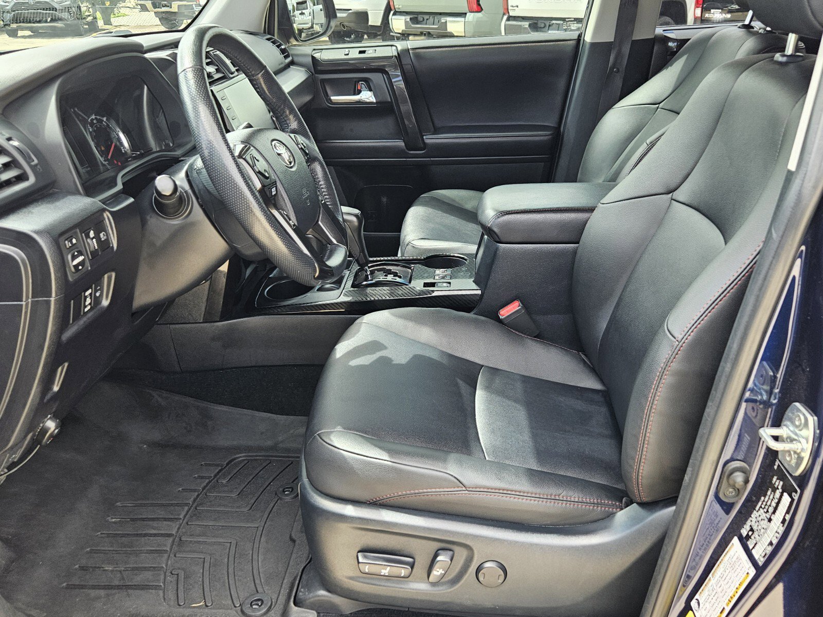 2023 Toyota 4Runner TRD Premium photo 3