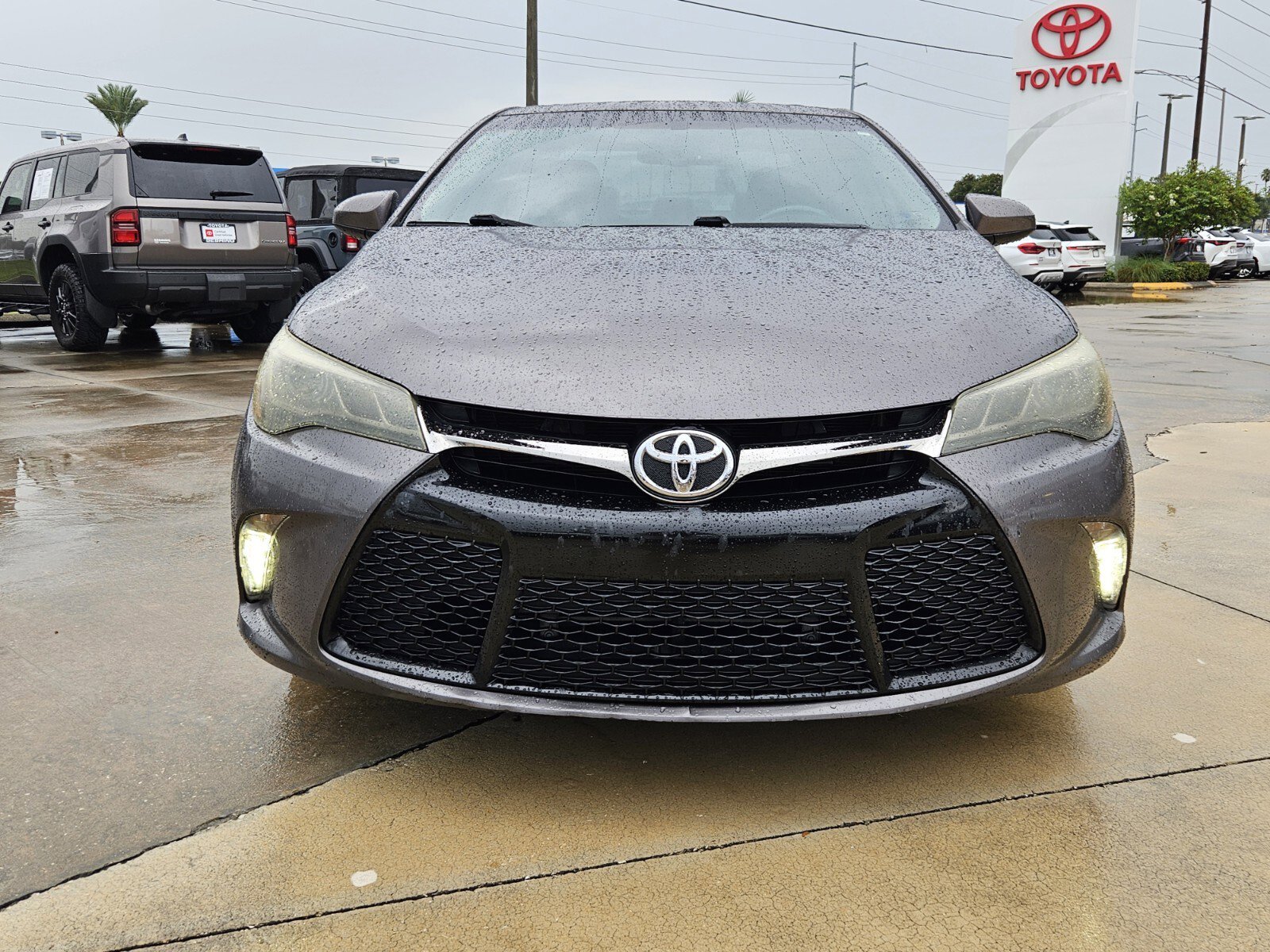 Used 2015 Toyota Camry XSE with VIN 4T1BK1FK8FU566647 for sale in Sebring, FL