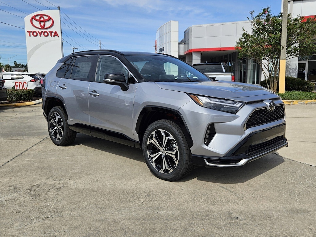 New 2025 Toyota RAV4 Plug-in Hybrid XSE PLUG-IN HYBRID