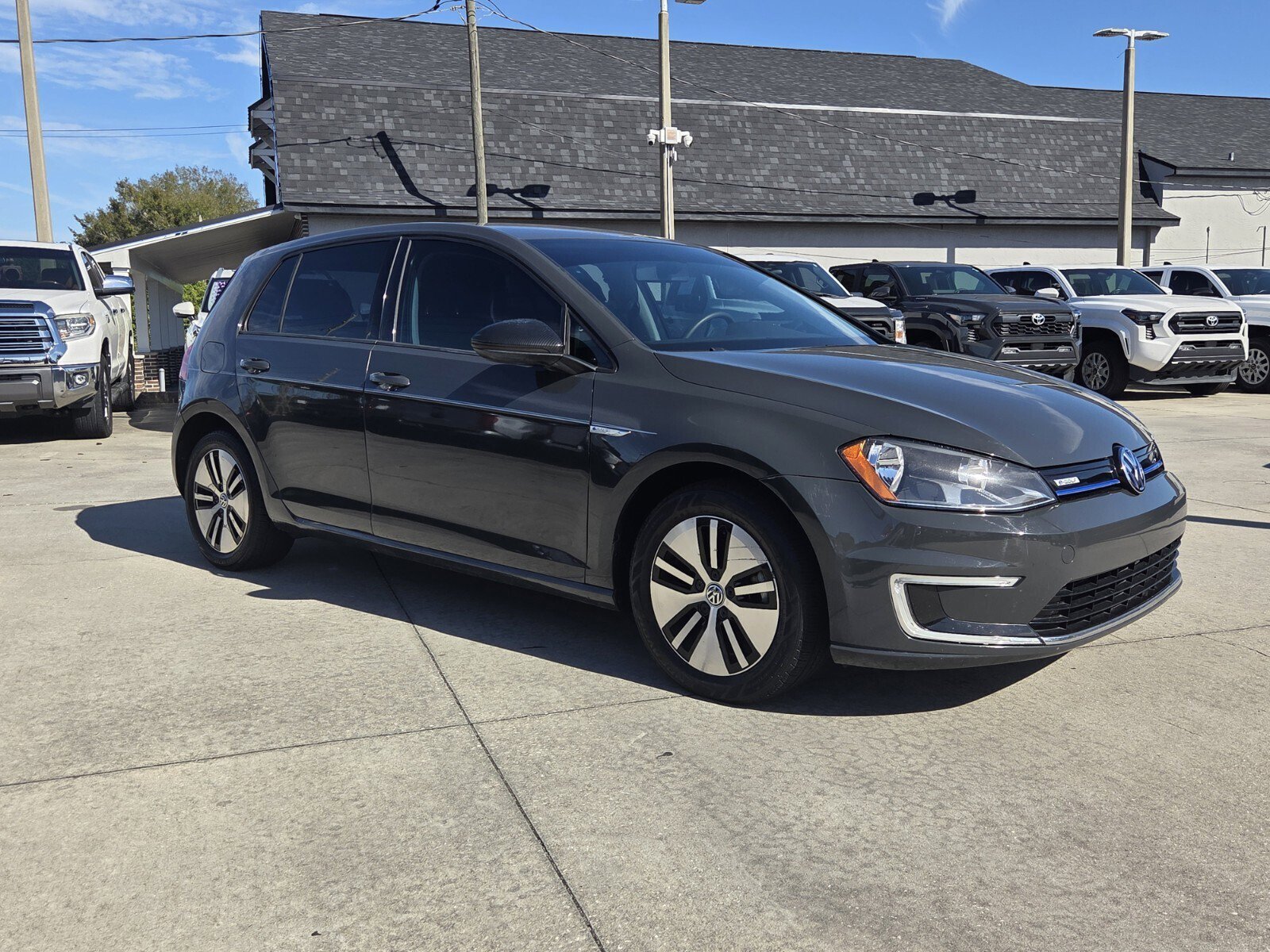 2016 Volkswagen e-Golf e-Golf SE