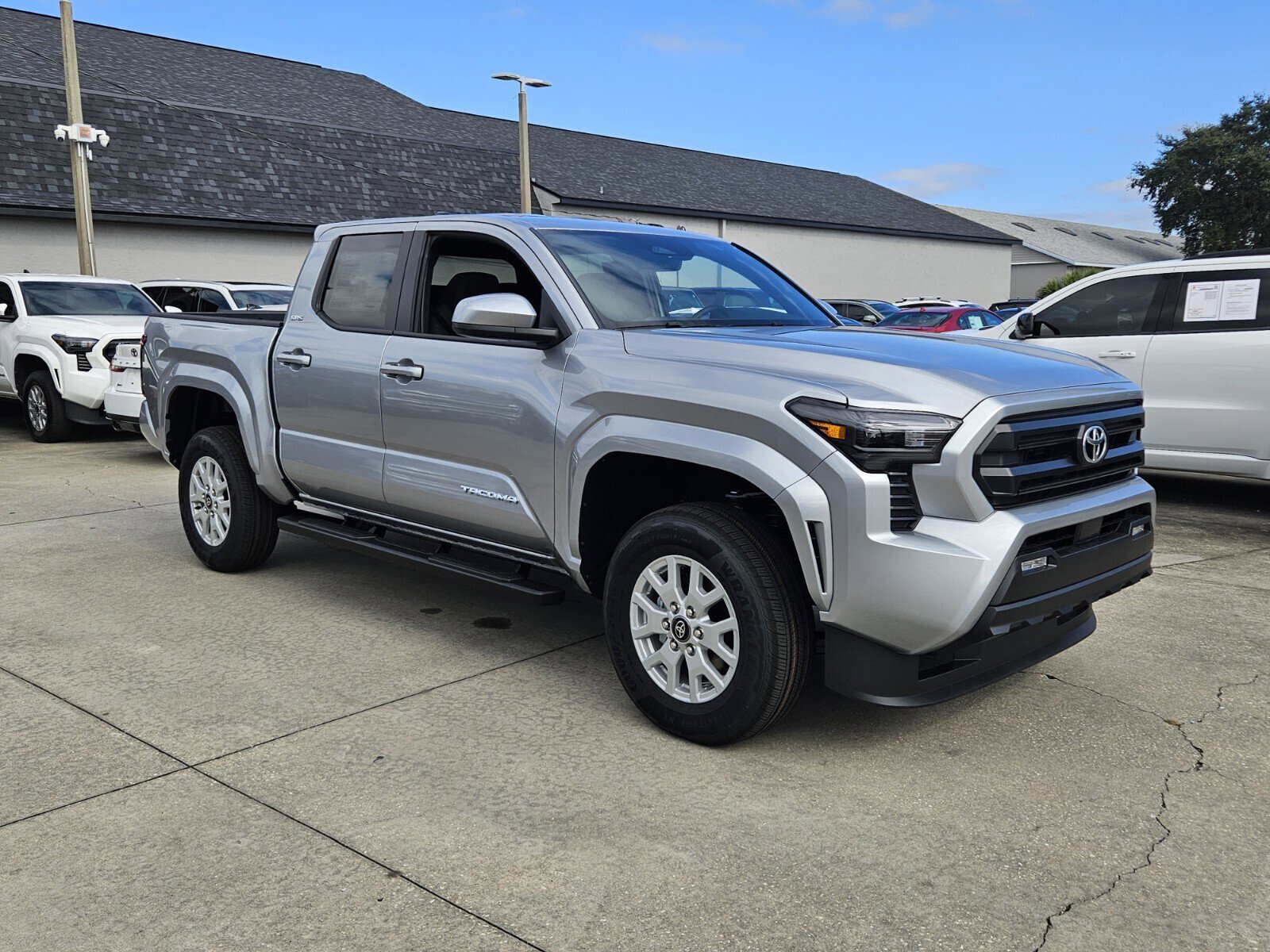 2026 Toyota Tacoma SR5's photo