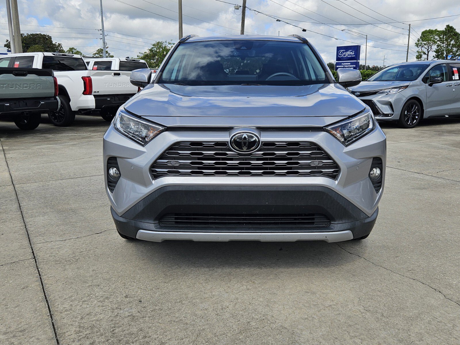 2019 Toyota RAV4 Limited photo 2