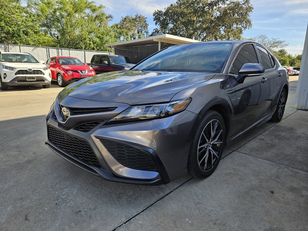 Used 2024 Toyota Camry SE Sedan