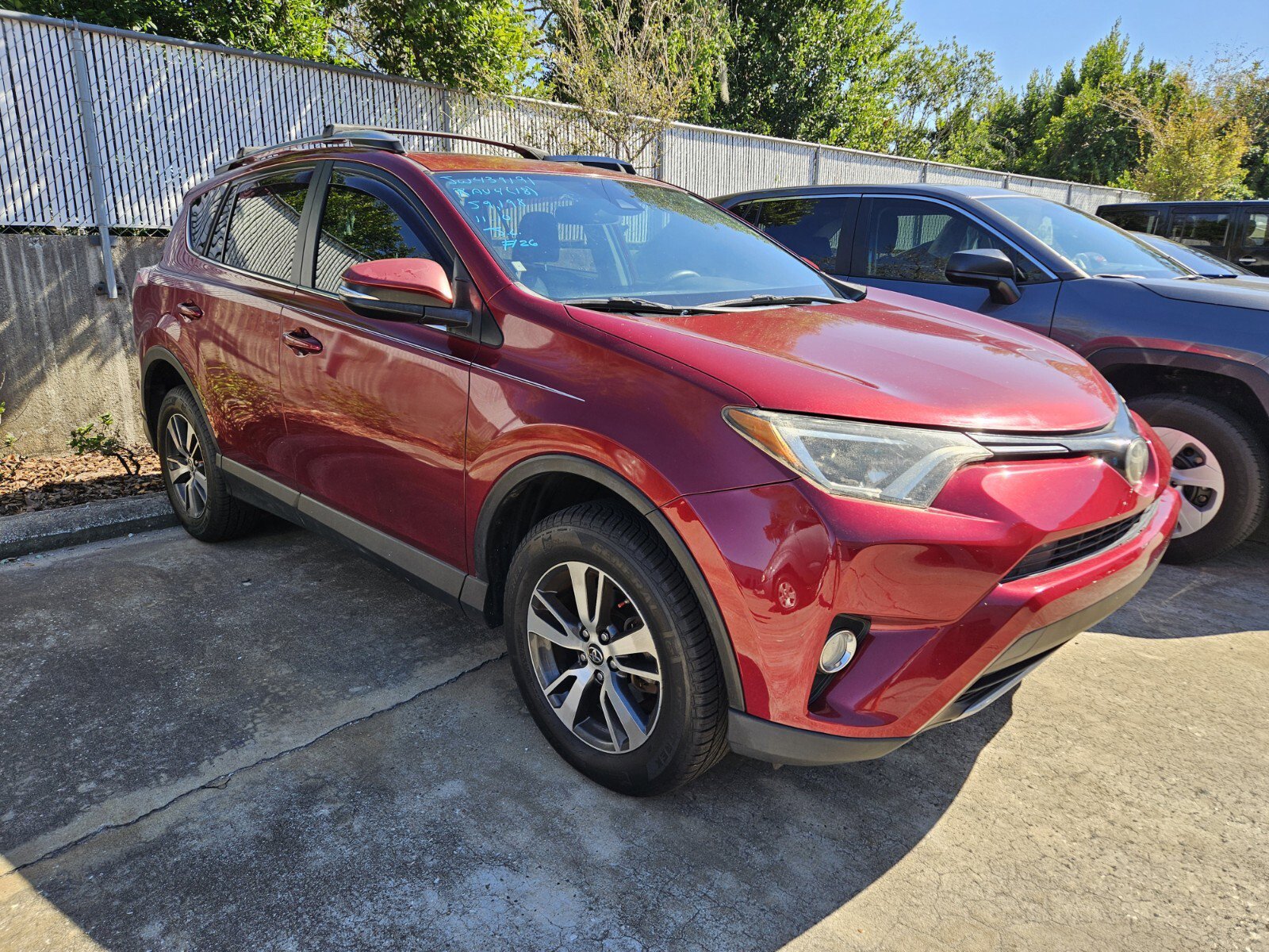 2018 Toyota RAV4 XLE photo 3