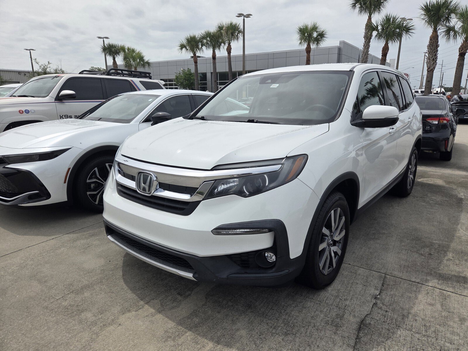 2021 Honda Pilot EX 2WD's photo