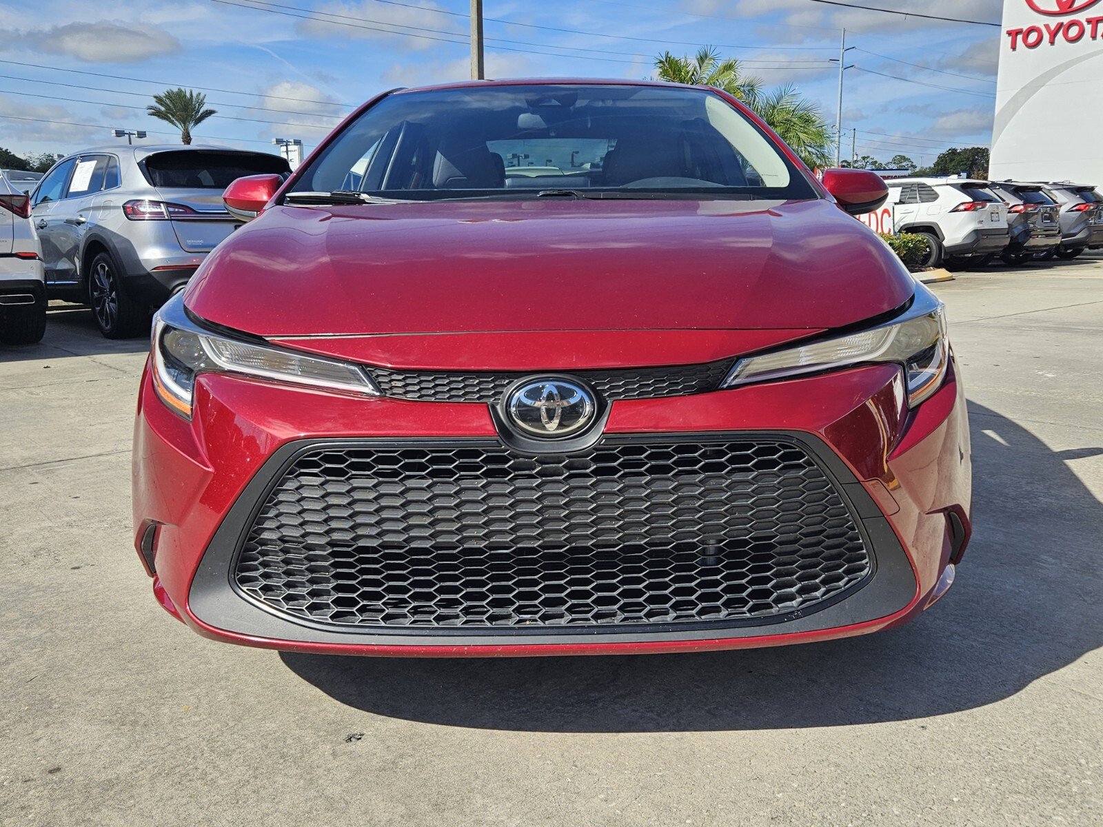 2022 Toyota Corolla LE photo 2
