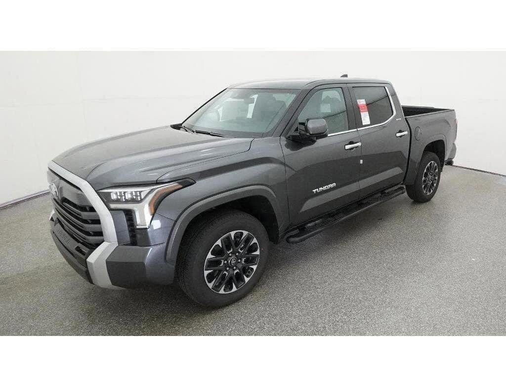 New 2026 Toyota Tundra Limited LIMITED CREWMAX 5.5