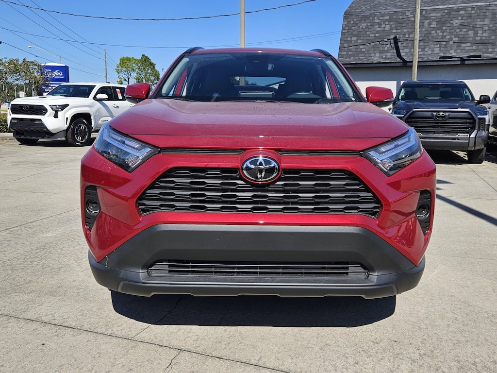New 2025 Toyota RAV4 XLE XLE FWD SUV