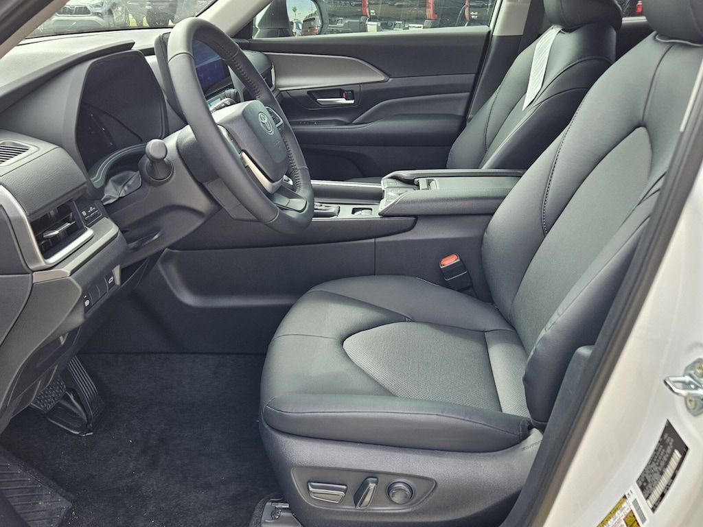 New 2026 Toyota Grand Highlander Hybrid XLE XLE HYBRID FWD