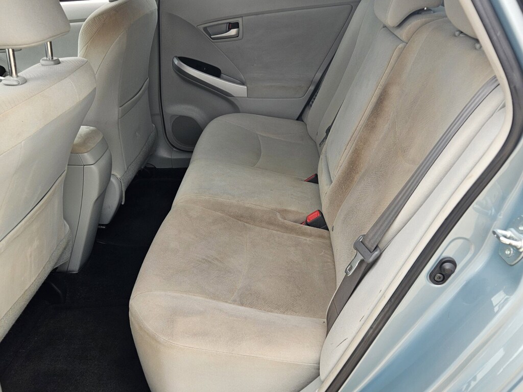 2015 Toyota Prius One photo 4