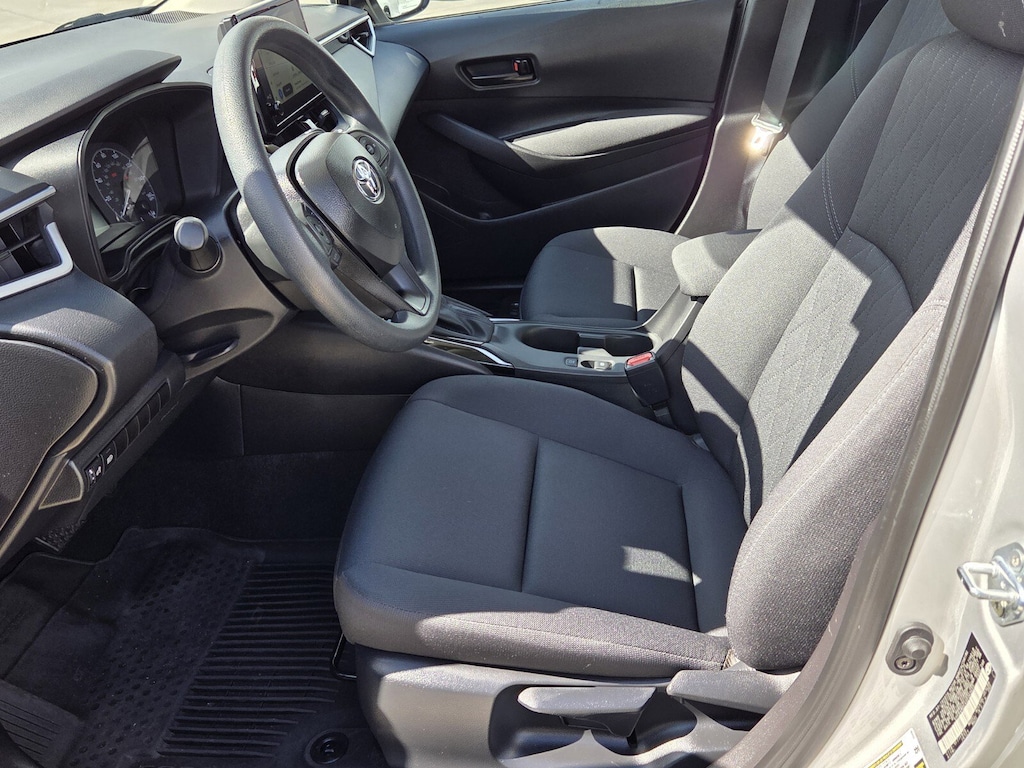 Certified 2025 Toyota Corolla LE Sedan
