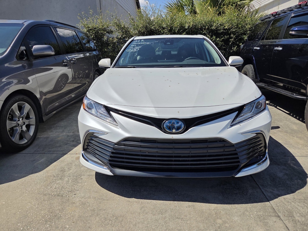 Certified 2022 Toyota Camry Hybrid XLE Sedan