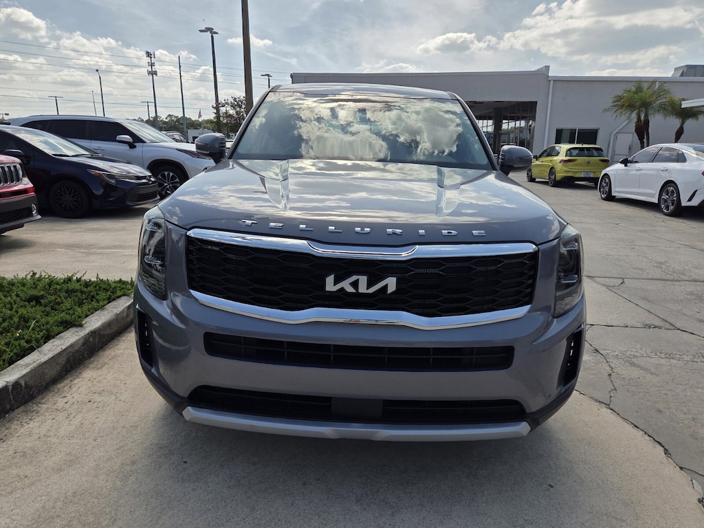 Used 2022 Kia Telluride LX SUV
