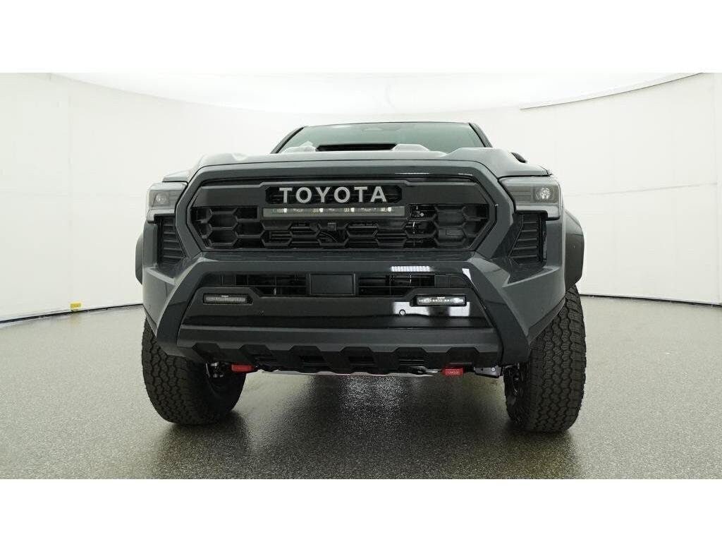 2026 Toyota Tacoma TRD Pro - Photo 31
