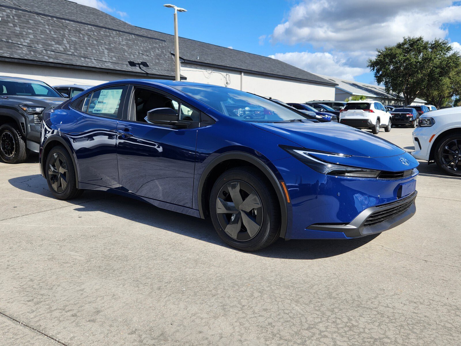 2026 Toyota Prius LE's photo