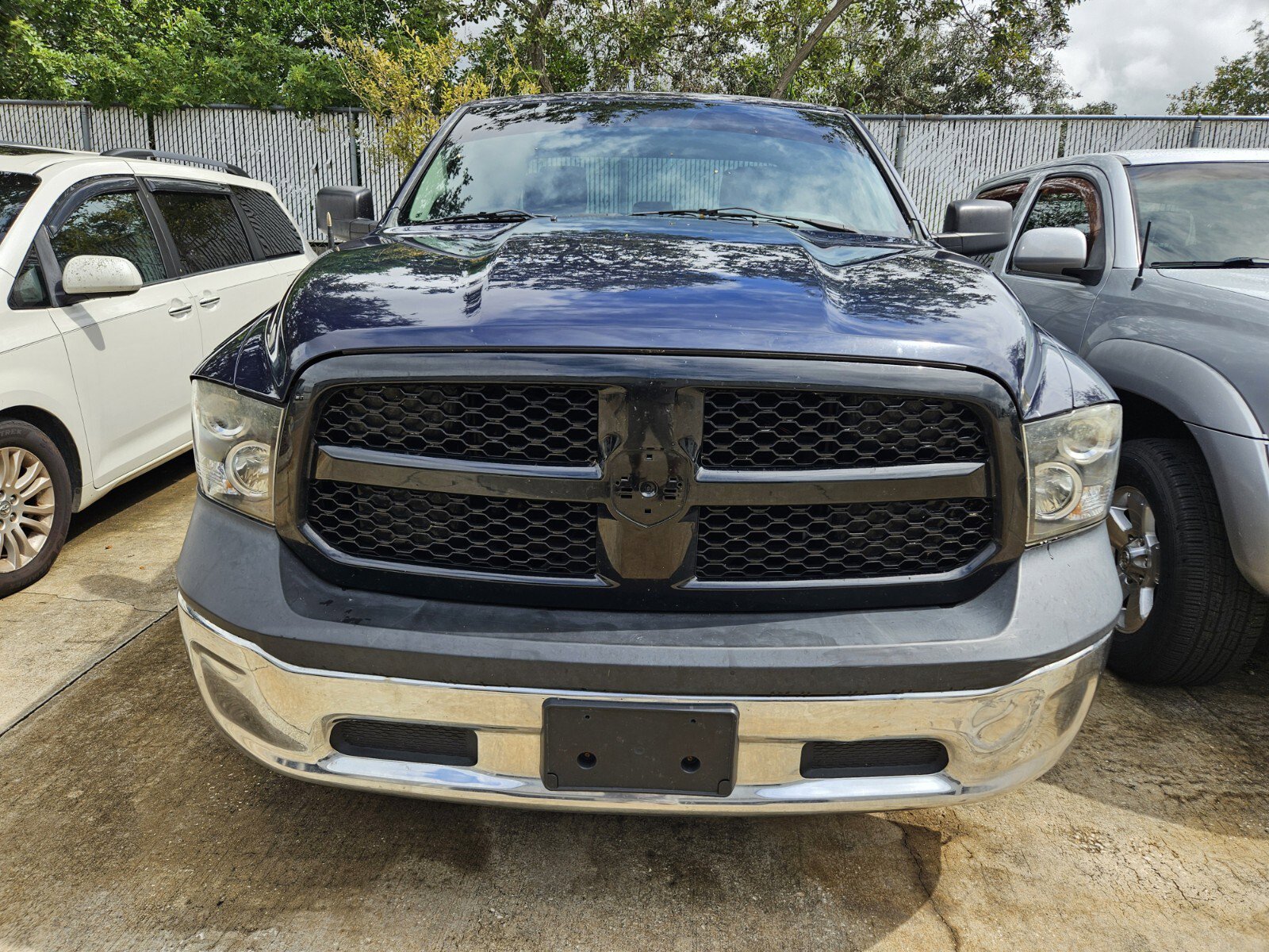 2014 Ram 1500 Tradesman Express photo 2