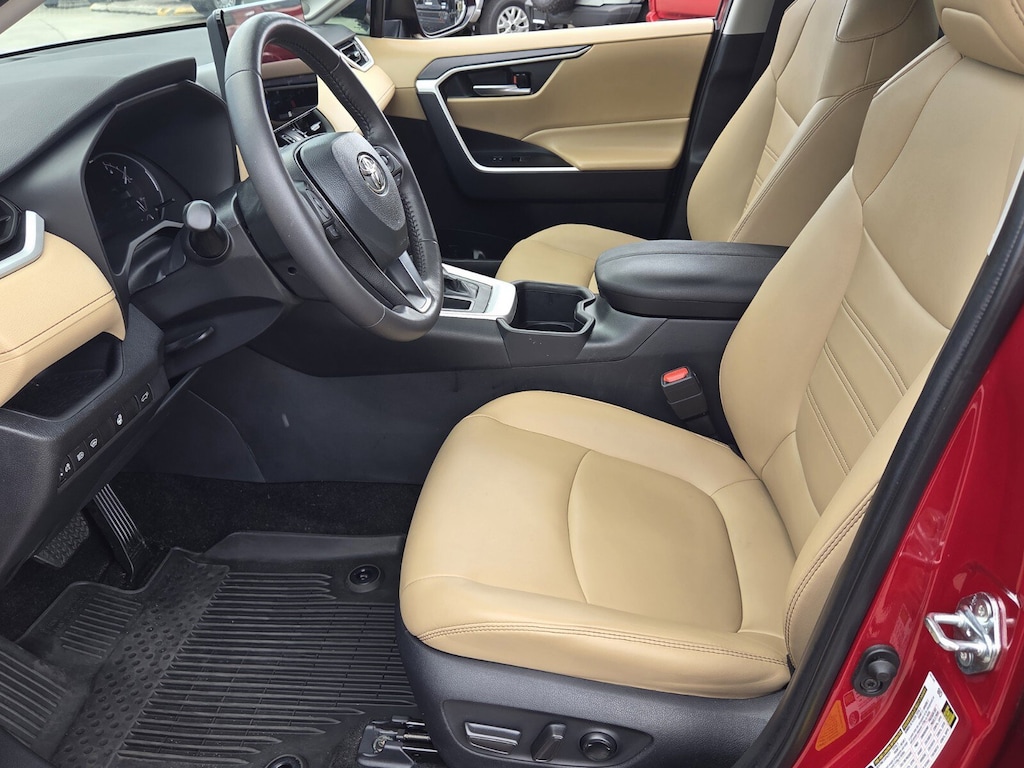 Certified 2025 Toyota RAV4 XLE Premium SUV