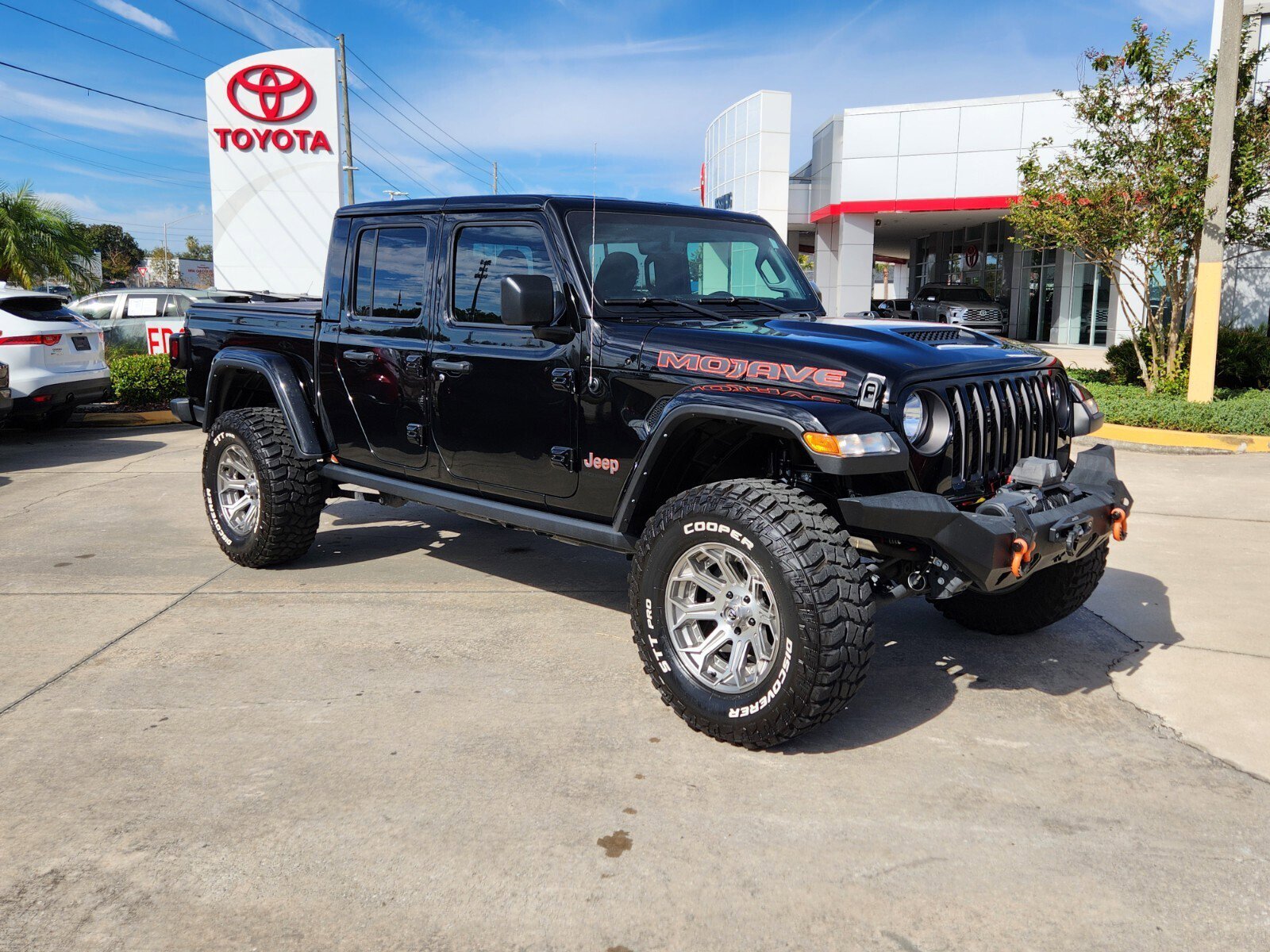 2023 Jeep Gladiator Mojave's photo