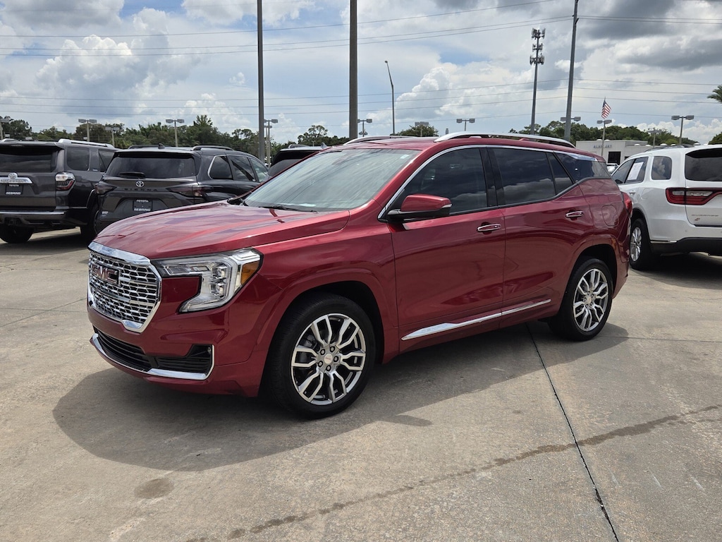 Used 2024 GMC Terrain Denali SUV
