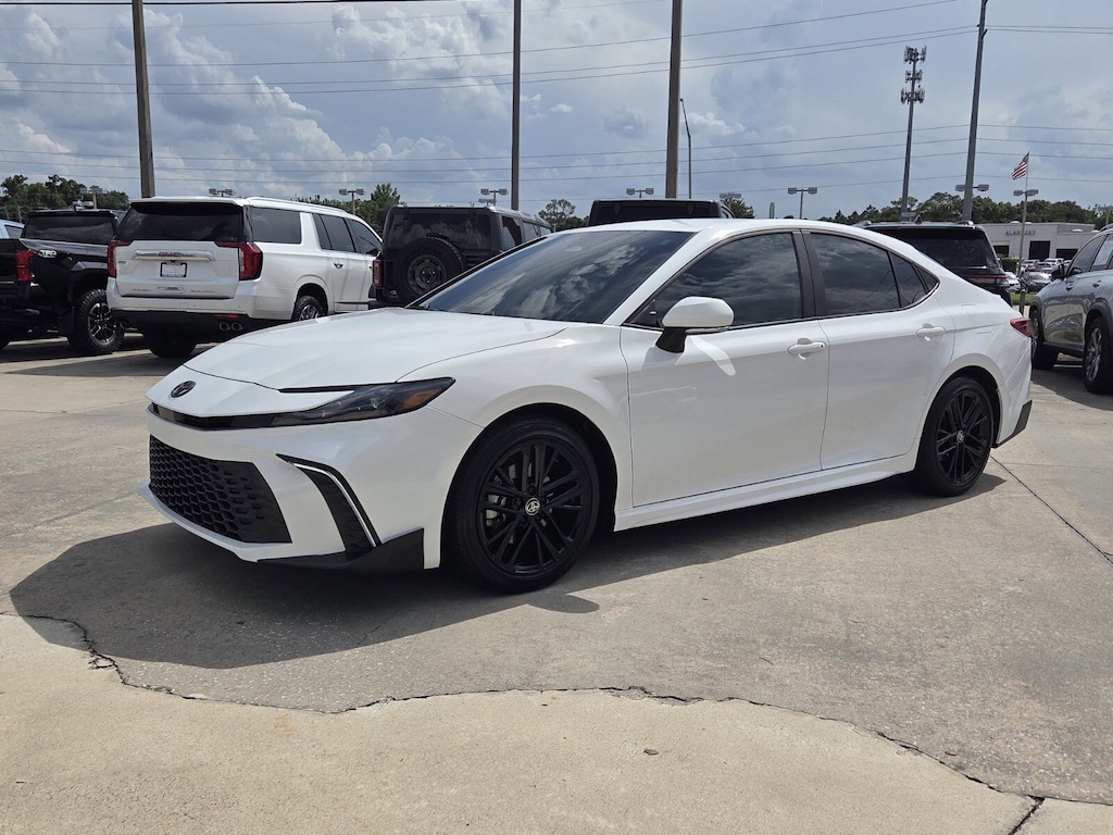 Certified 2025 Toyota Camry SE Sedan