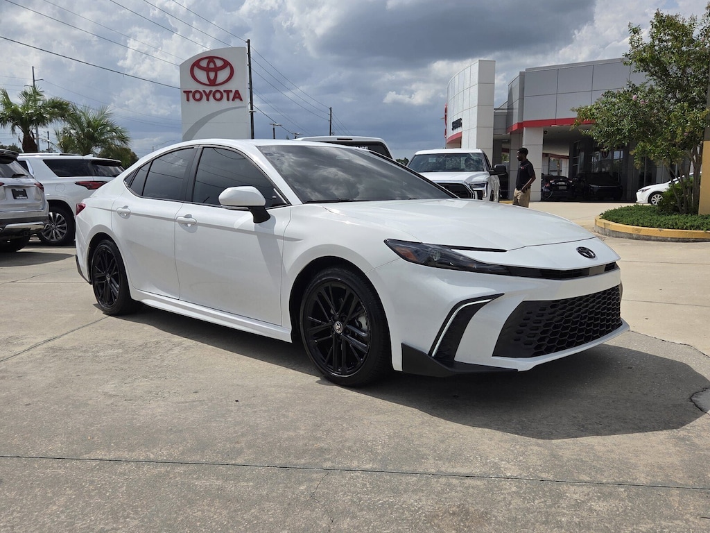 Certified 2025 Toyota Camry SE Sedan