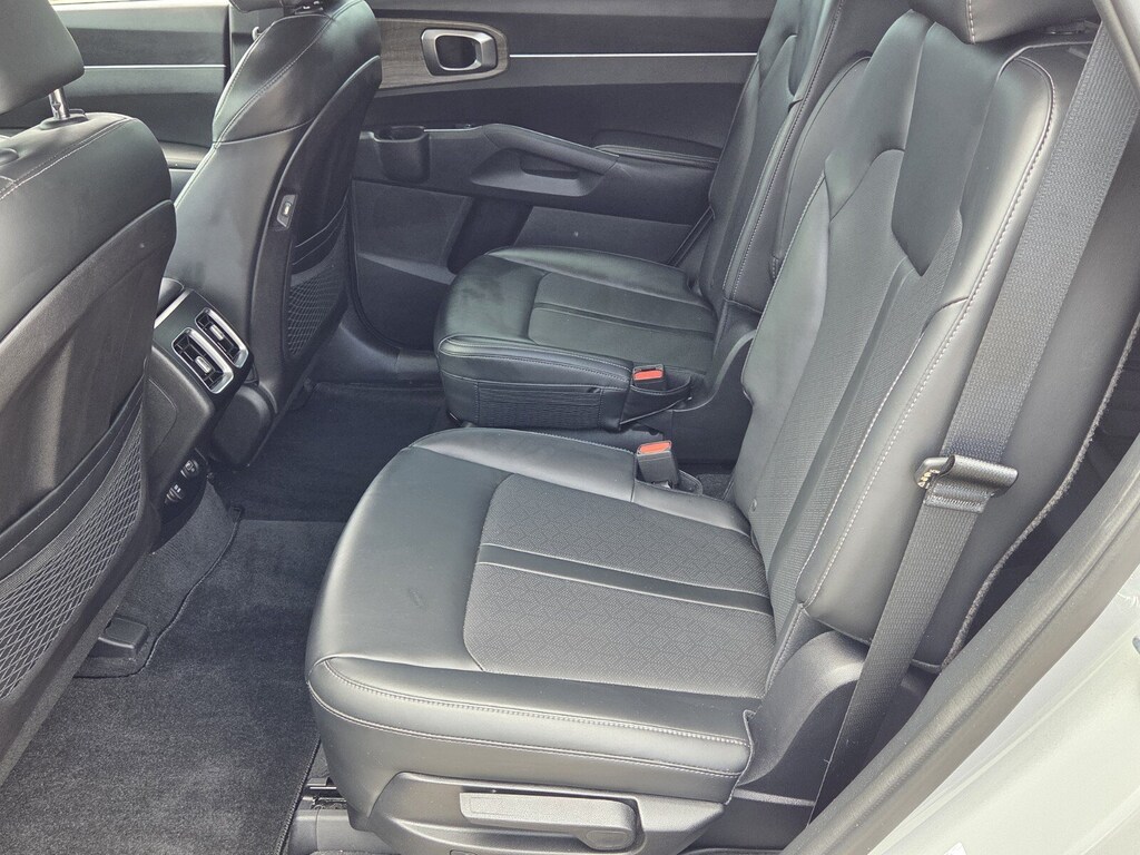 Used 2022 Kia Sorento EX SUV