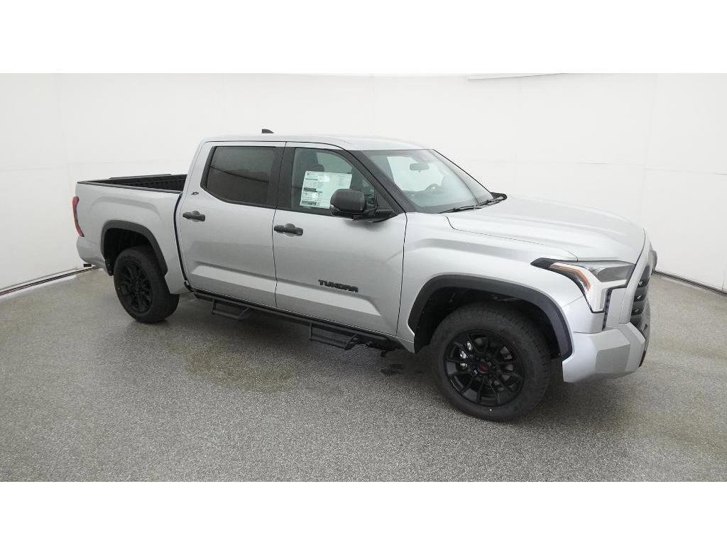 2026 Toyota Tundra SR5 - Photo 12
