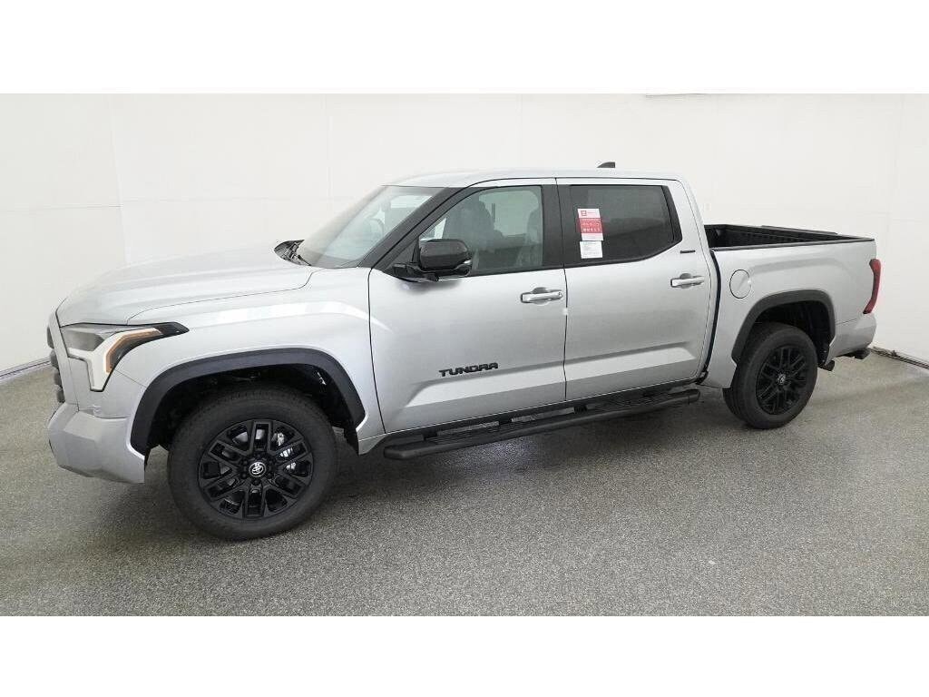 New 2026 Toyota Tundra Limited LIMITED CREWMAX 5.5
