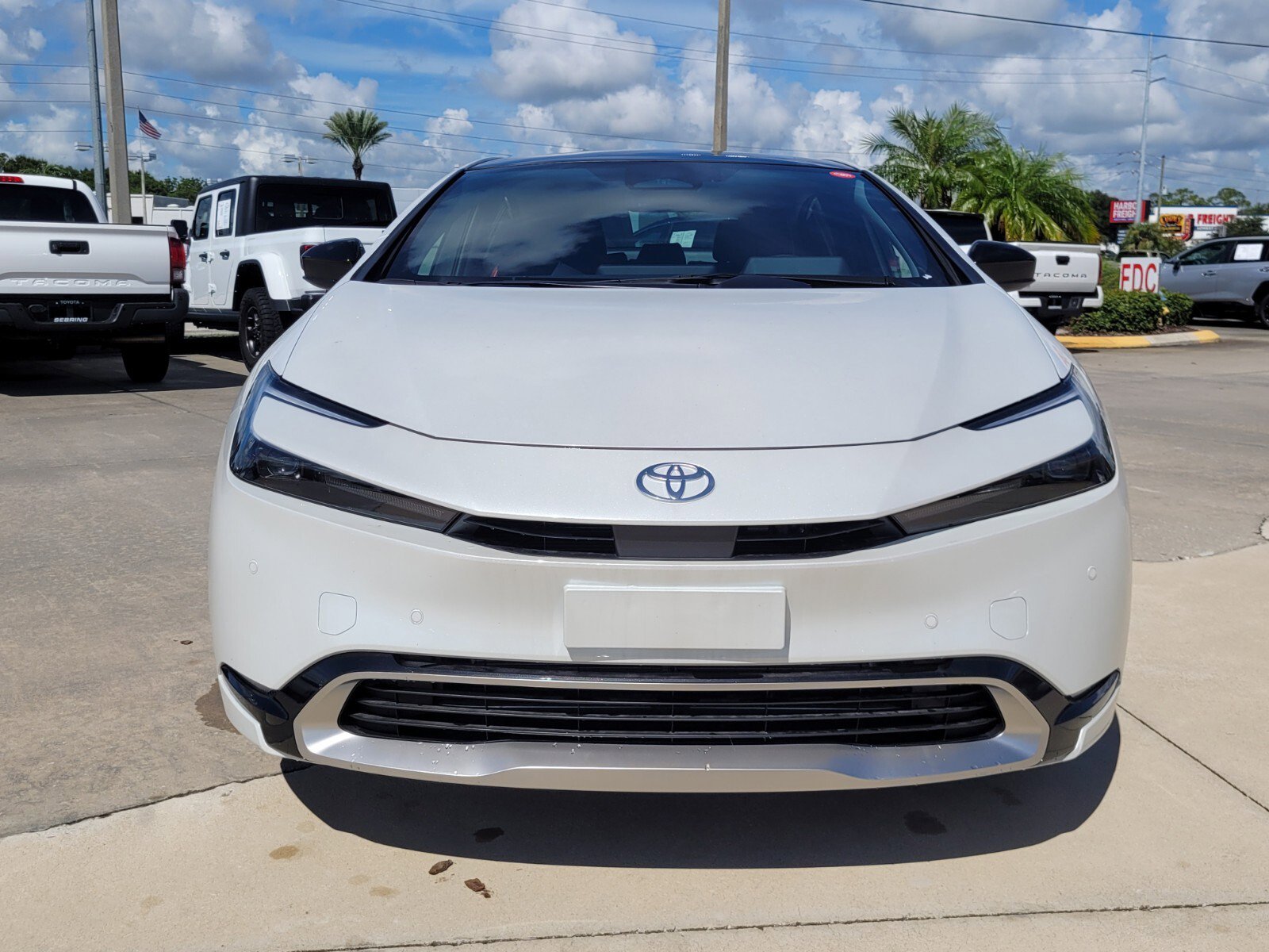 2024 Toyota Prius Prime XSE photo 2