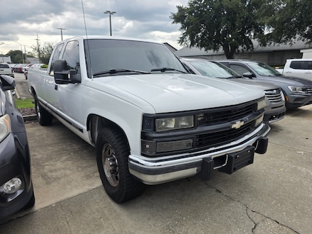 1996 Chevrolet C2500 Cheyenne Fleetside (STD is Estimated) Truck Extended Cab