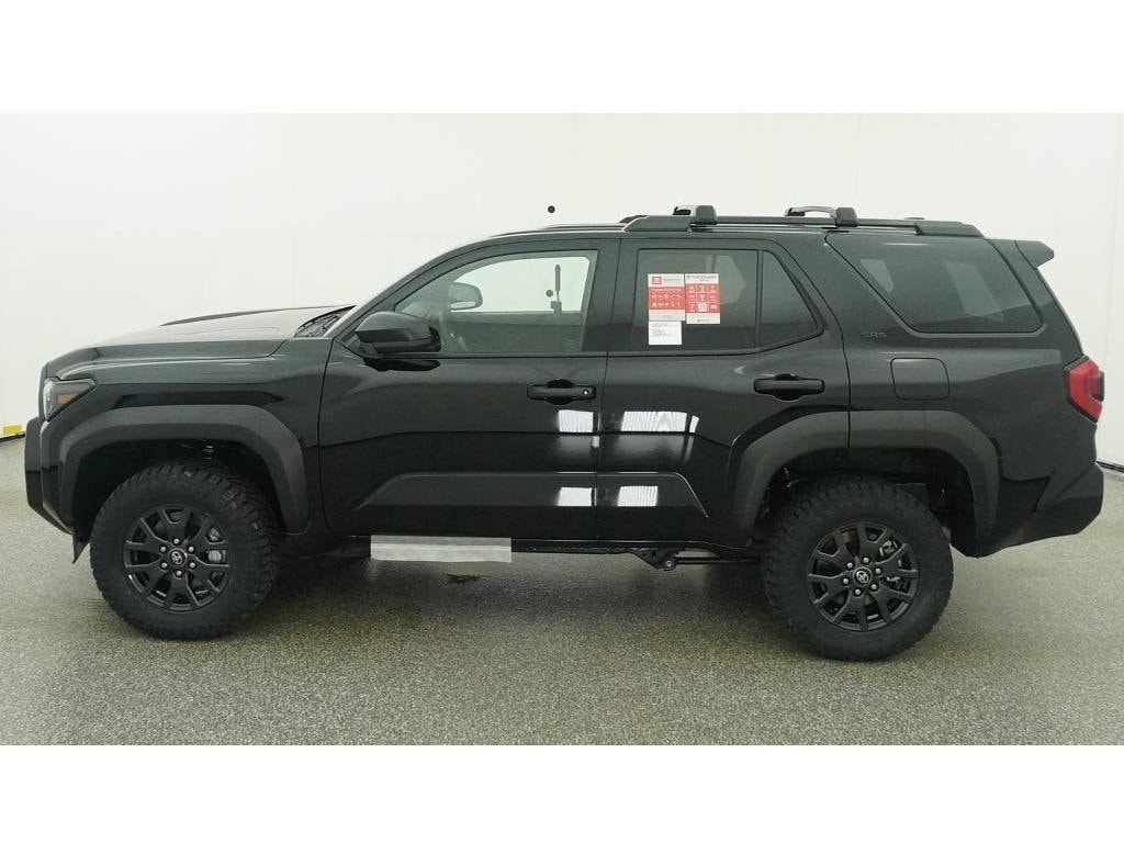 New 2026 Toyota 4Runner SR5 4WD SR5