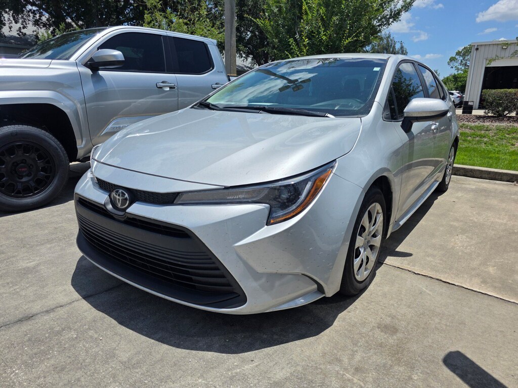 Used 2025 Toyota Corolla LE Sedan