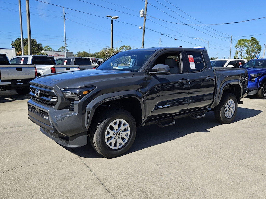 New 2025 Toyota Tacoma SR5 4X4 DOUBLE CAB