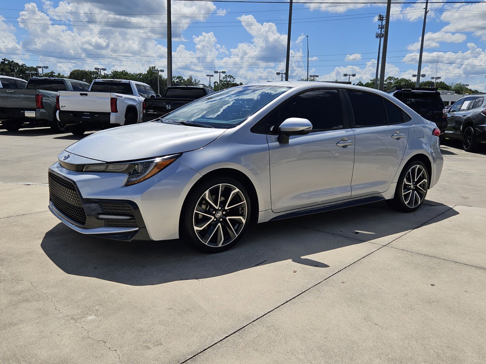 2022 Toyota Corolla SE photo 3