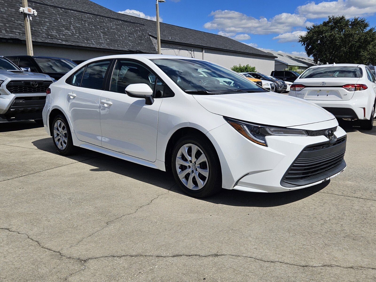 2023 Toyota Corolla LE