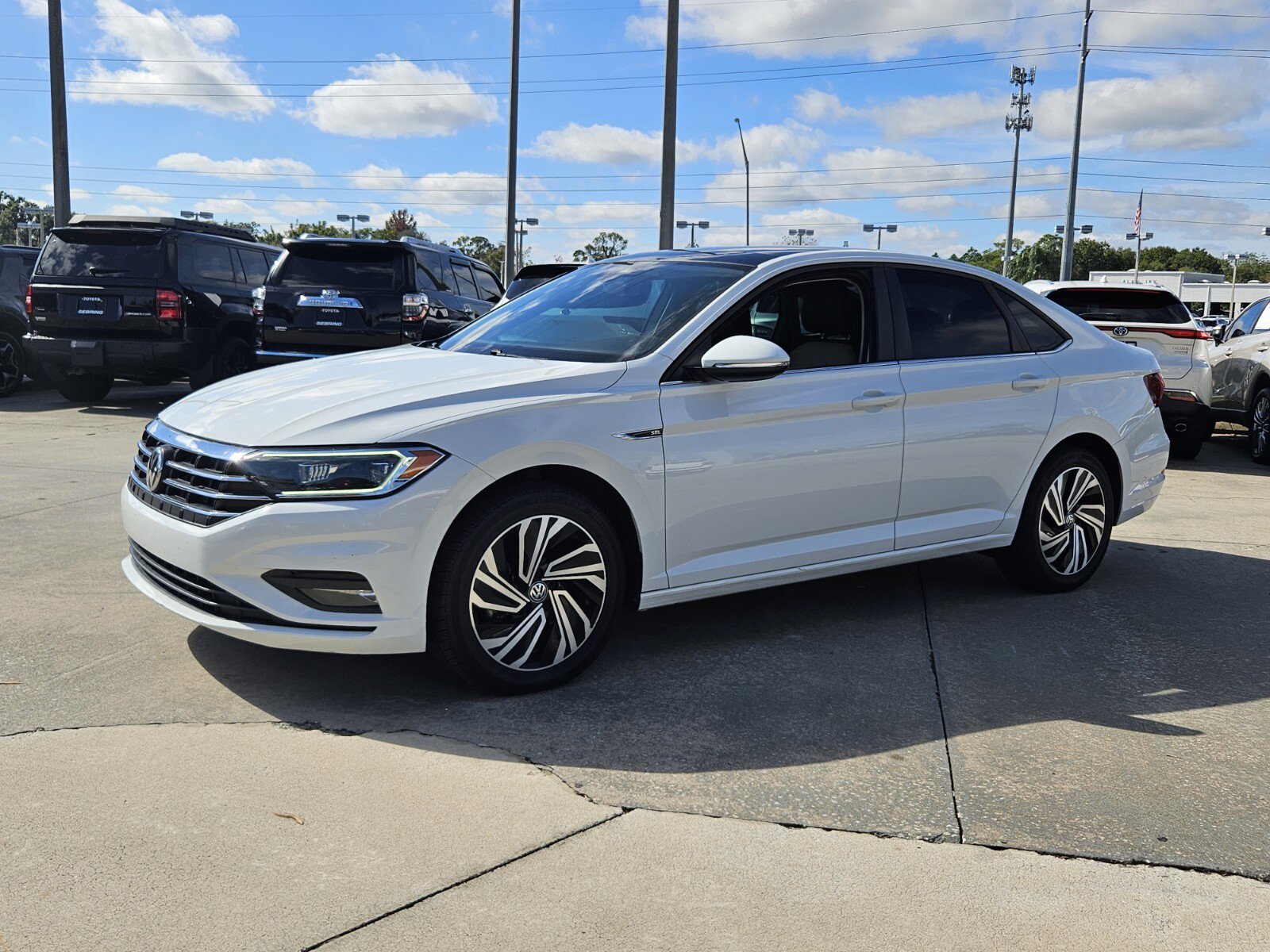 2021 Volkswagen Jetta 1.4T SEL Premium photo 2