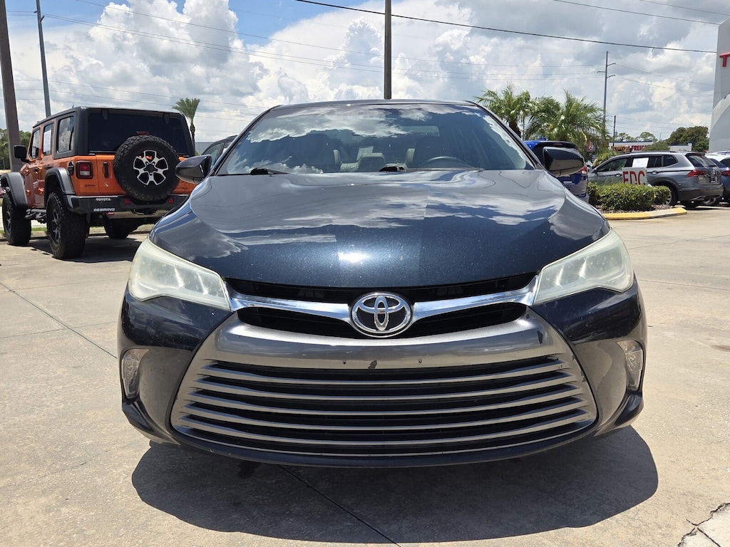 Used 2016 Toyota Camry XLE Sedan