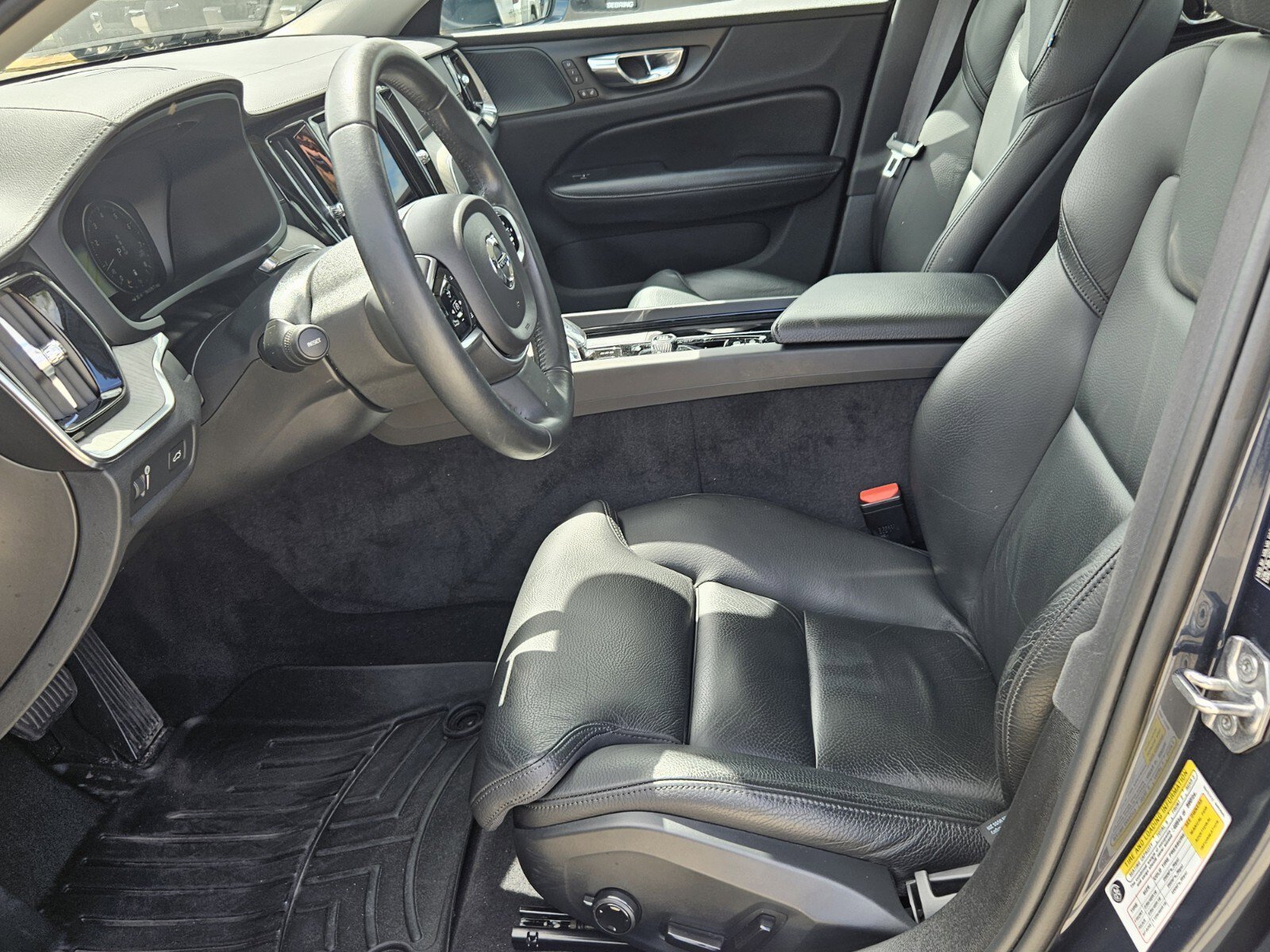 2022 Volvo S60 B5 Inscription photo 4