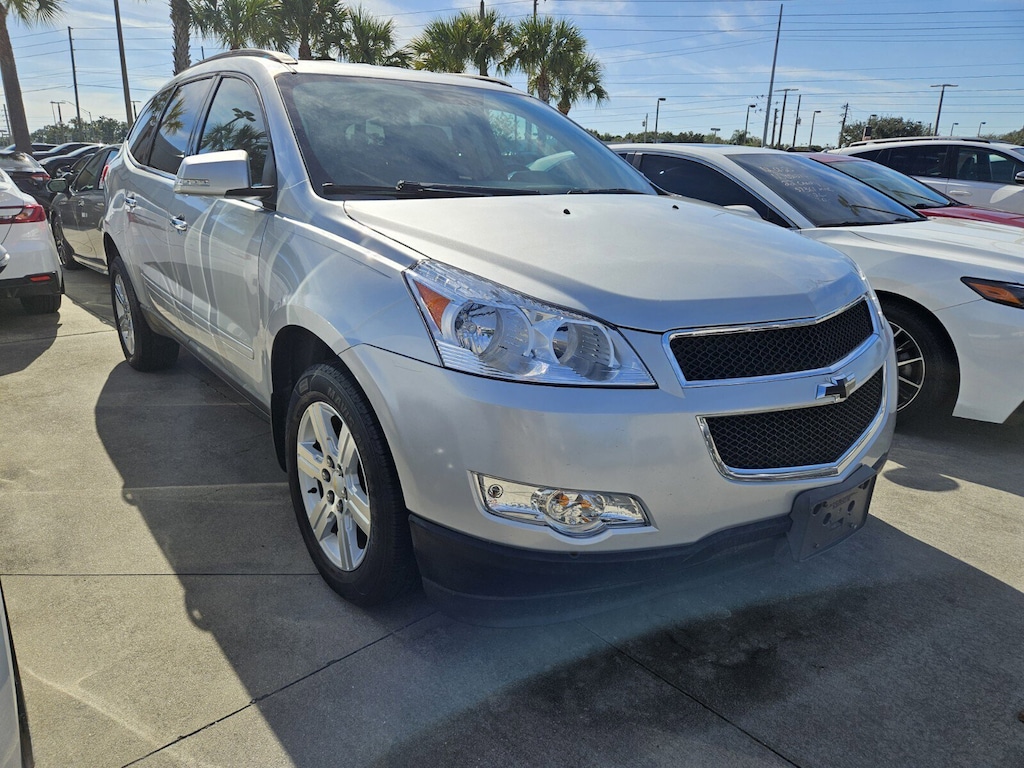 Used 2011 Chevrolet Traverse 1LT SUV