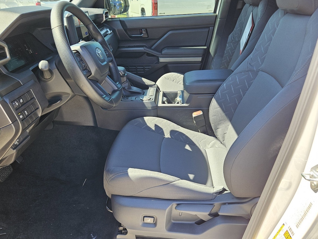 New 2025 Toyota Tacoma SR5 4X2 DOUBLE CAB