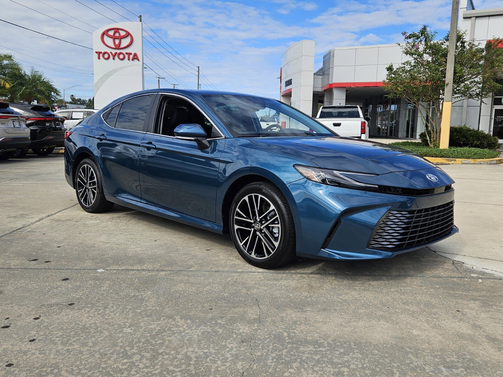 2026 Toyota Camry XLE's photo