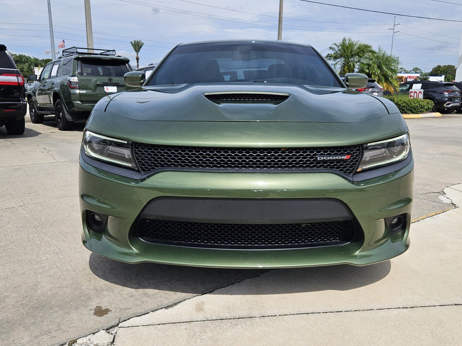 Used 2019 Dodge Charger GT with VIN 2C3CDXHG1KH617325 for sale in Sebring, FL
