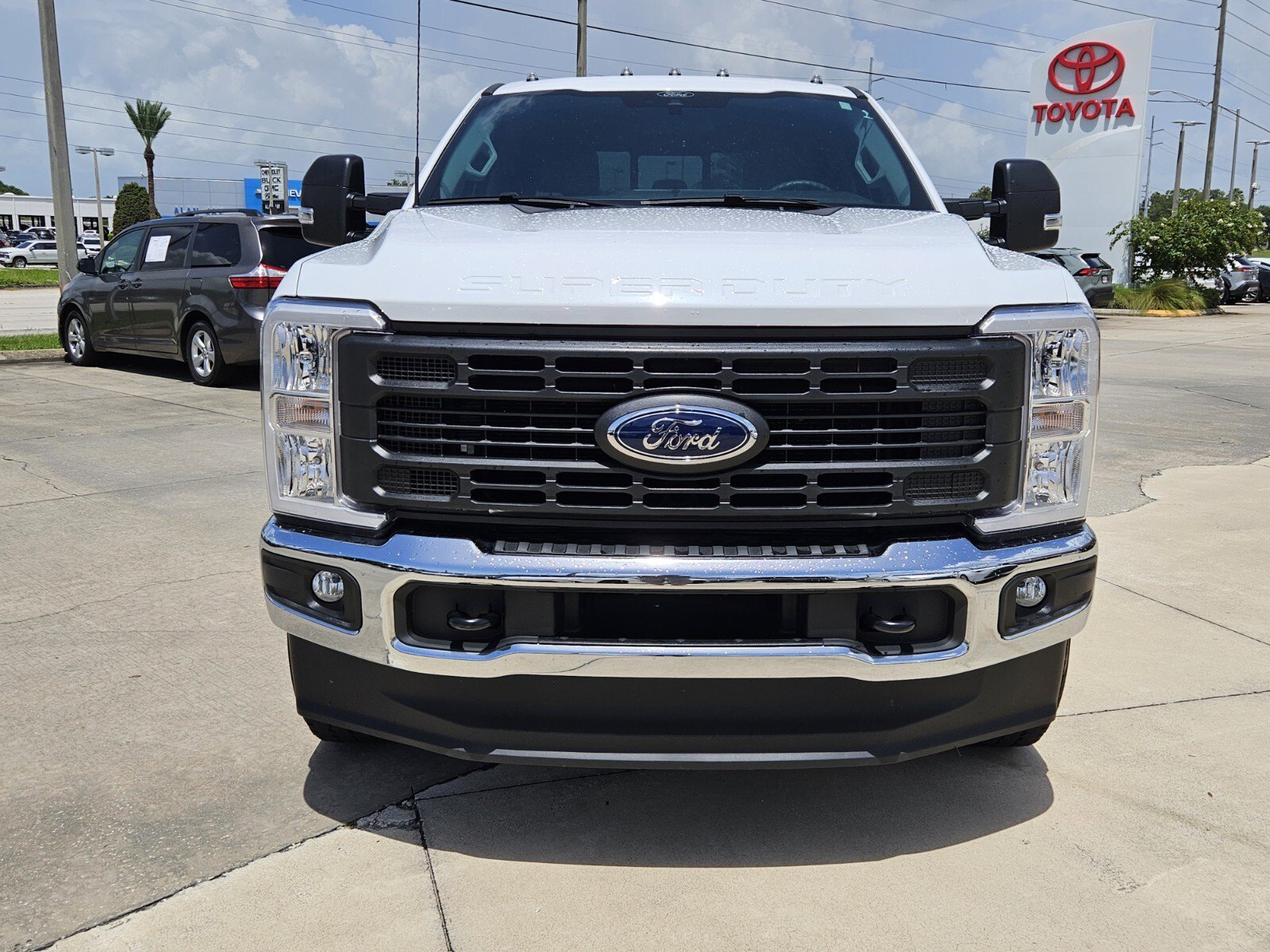 2024 Ford F-350 XL photo 2
